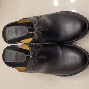 Frye boots mule clog